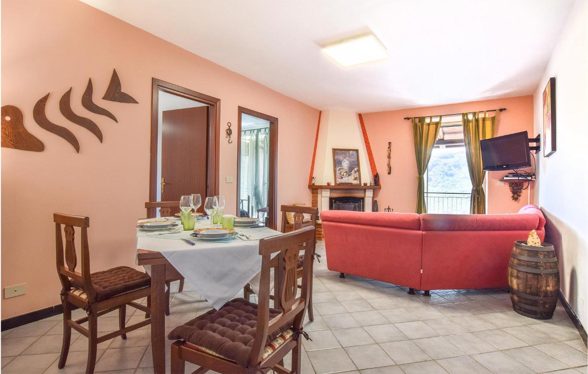 3 Bedroom Beautiful Home In Librizzi エクステリア 写真